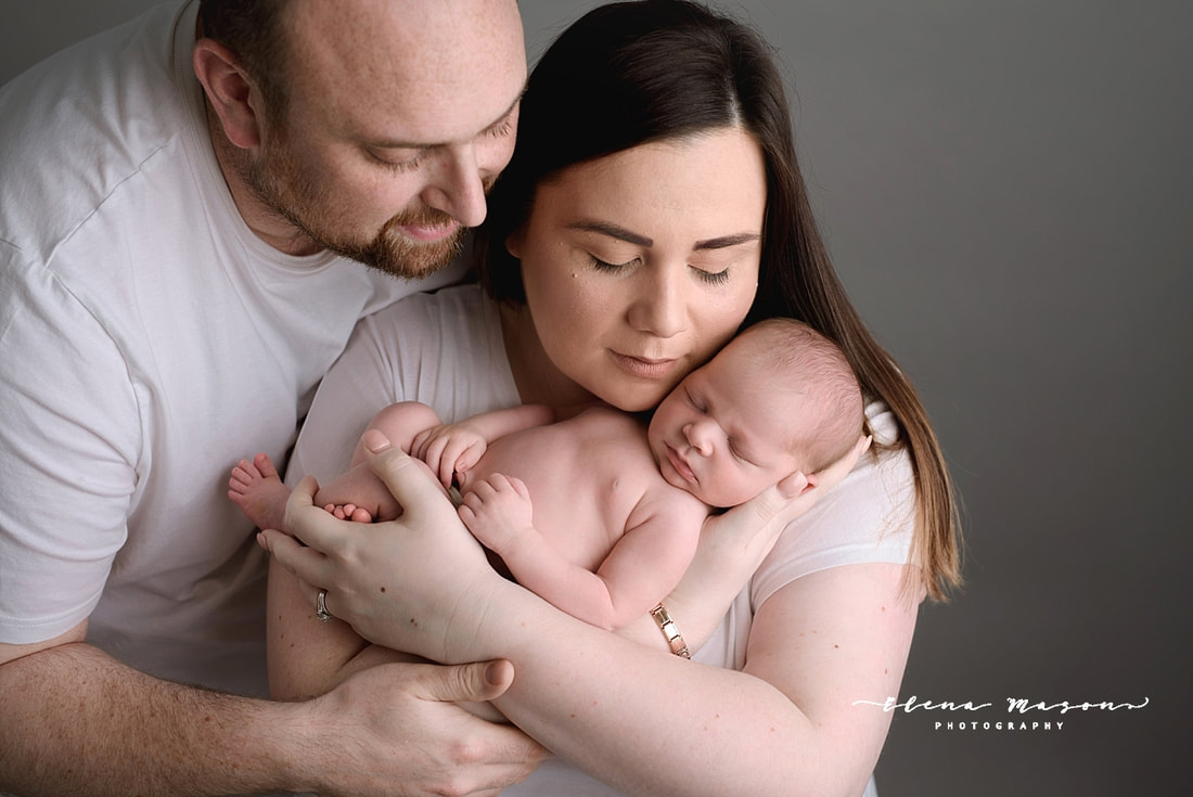 baby in pink hat, belfast newborn photographer, elena mason photography